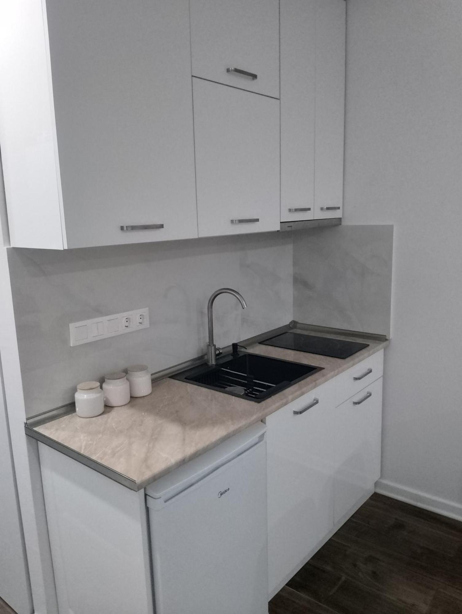Next Apartments 巴统 外观 照片