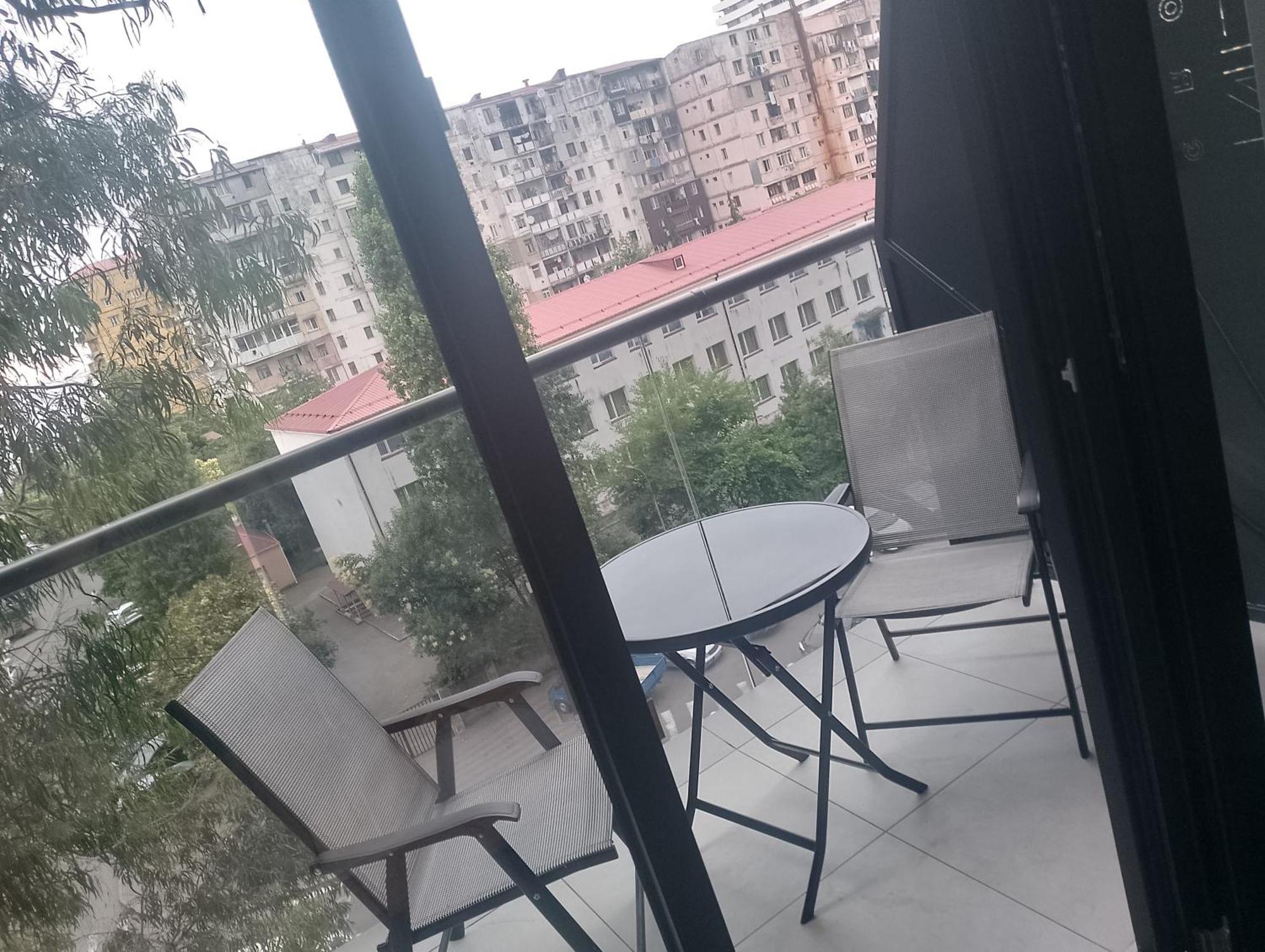 Next Apartments 巴统 外观 照片